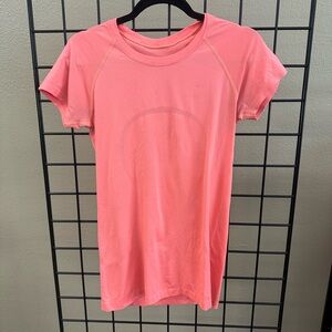 Lululemon Swiftly Tech Short sleeve 2.0 hip length